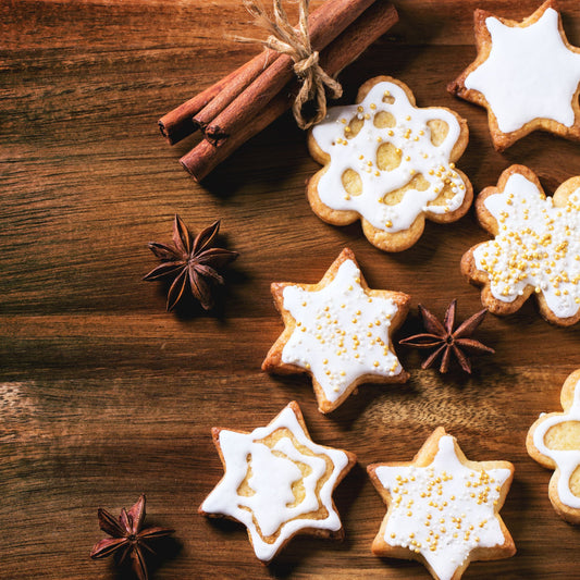 Iced Christmas ginger bread stars, aniseed and cinnamon 